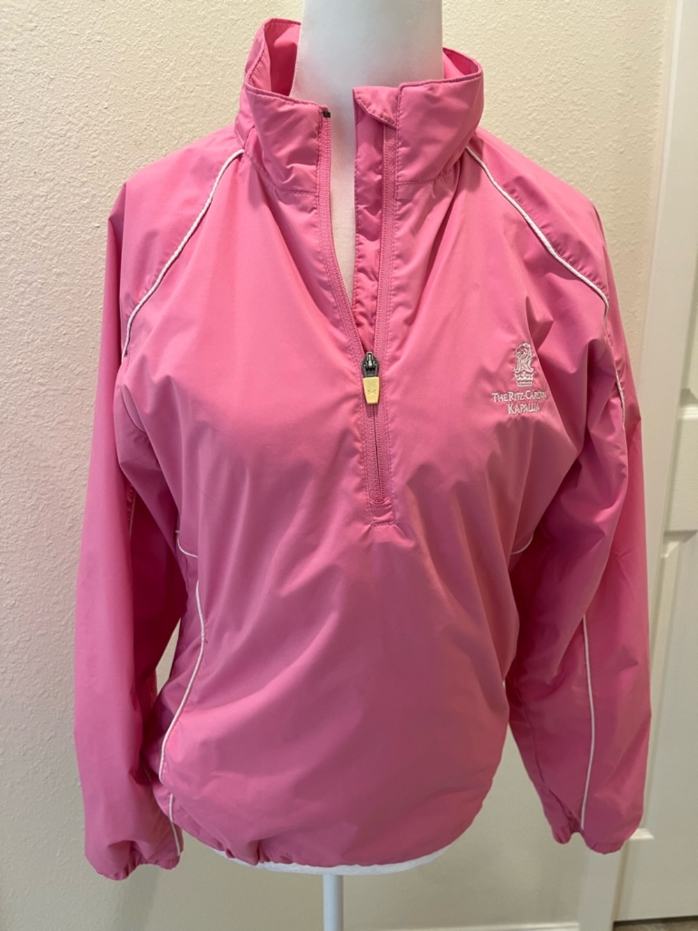 Under Armour Ritz Carlton Kapalua Pink Quarter-Zip Pullover Jacket